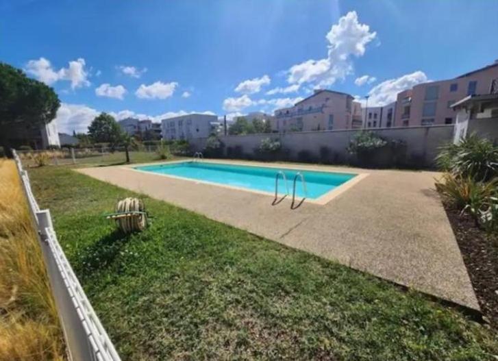 Le Courvoisy, Studio Avec Piscine, Pres Groupama Stadium Et Salle Arena Мейзио Екстериор снимка